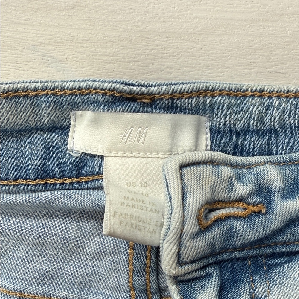 H&M Light Blue Ripped Jean Shorts - Picture 2 of 3